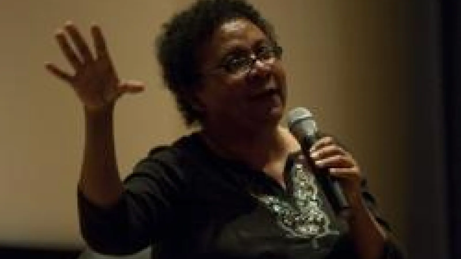 author bell hooks